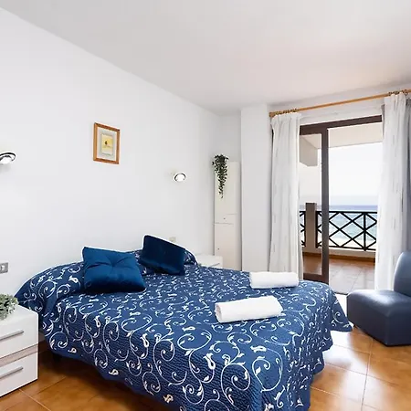 Neptuno Ocean Experience By Sydney *